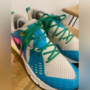 Nike Air Zoom Wild Horse 5 White/Blue/Pink women’s size 10 trail running shoes